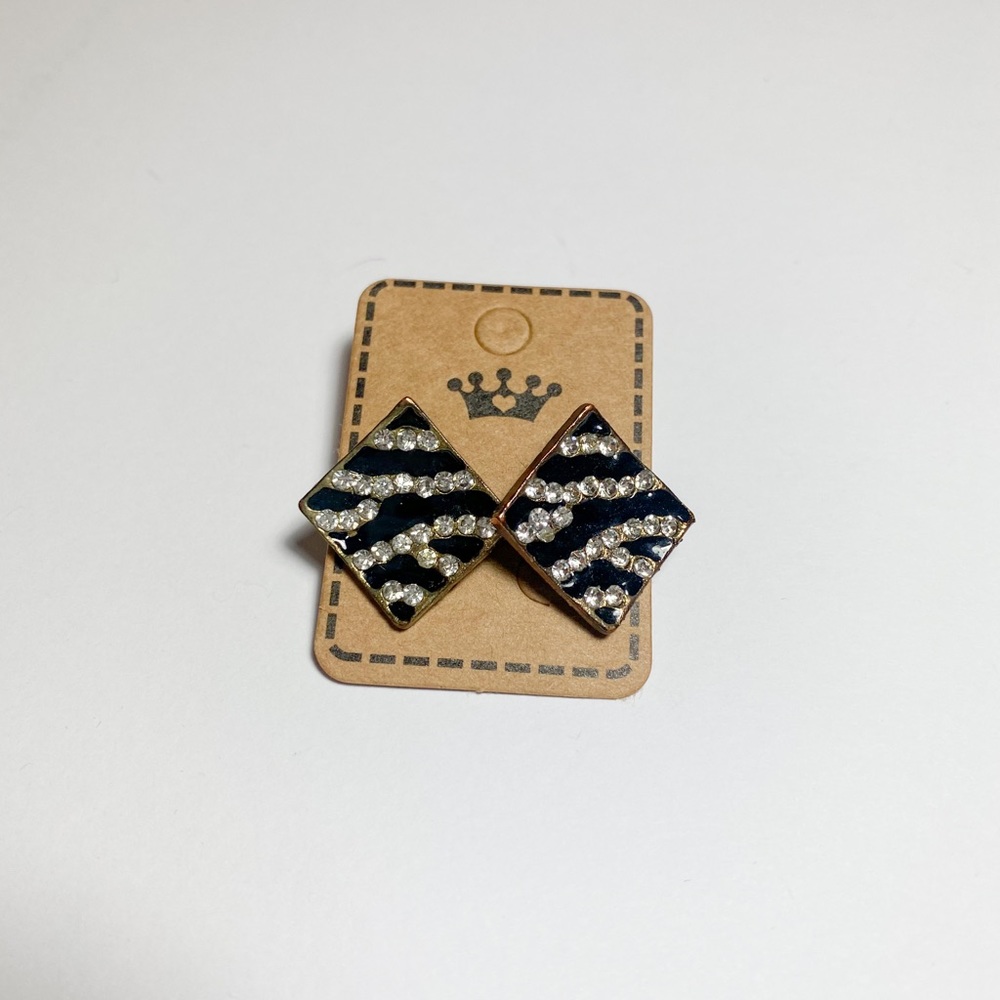 Gorgeous Zebra Print Rhinestone Studs - Picture 2 of 2